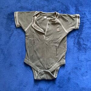 Gap baby shirt